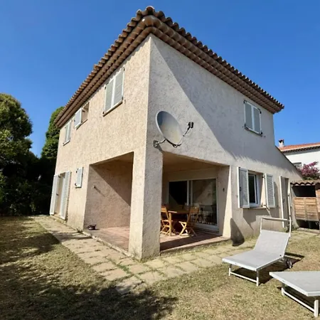 Charming House With Balcony And Garden