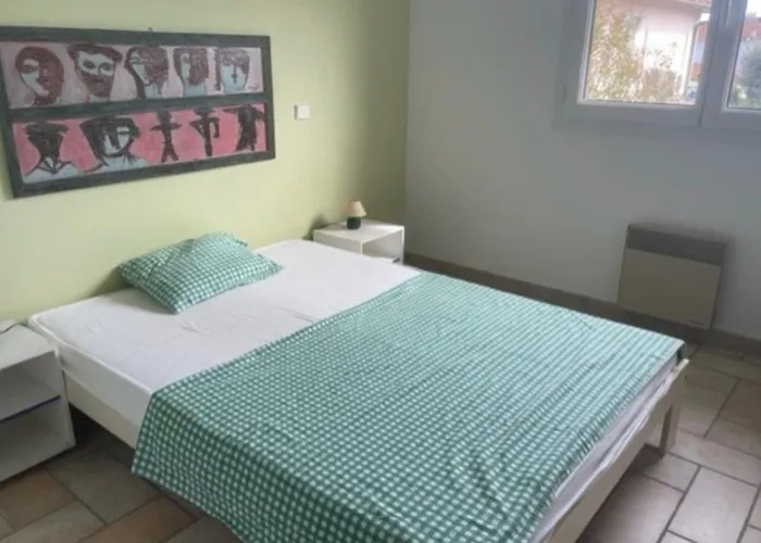 Charming House With Balcony And Garden Casa de Férias *